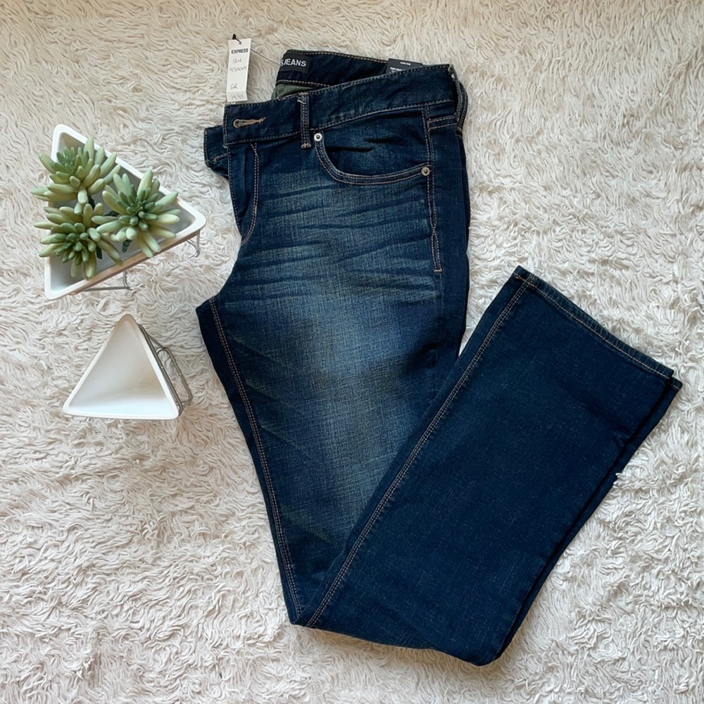 Express NWT Barely Boot Jeans